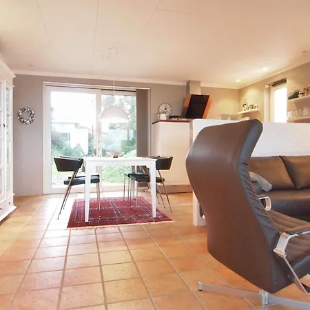 Laila - 50m From The Sea By Interhome 펜션 미델파르트