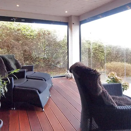 펜션 Laila - 50m From The Sea By Interhome *