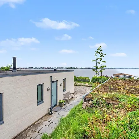 Dom wakacyjny Laila - 50m From The Sea By Interhome *